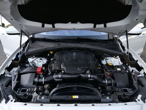 Used 2019 Jaguar F-PACE S image 50