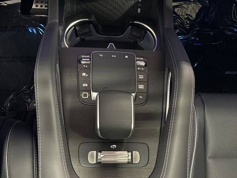 New 2026 Mercedes-Benz GLS 580 4MATIC image 10