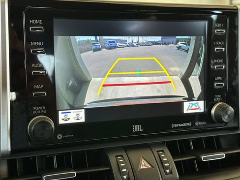Used 2020 Toyota RAV4 XSE AWD/4WD image 19