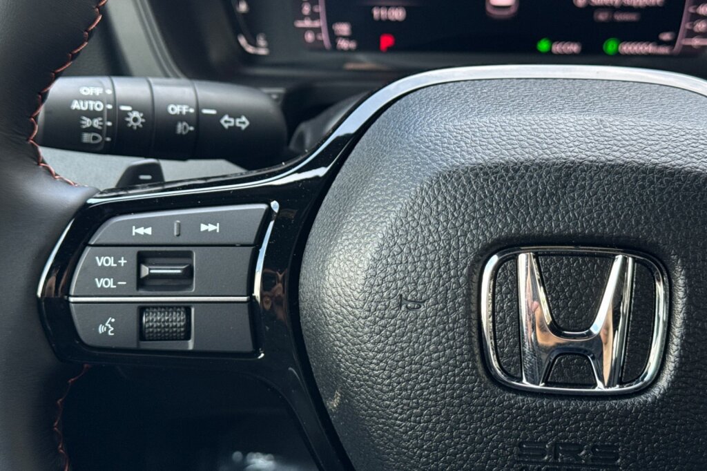 New 2026 Honda Pilot Sport image 29