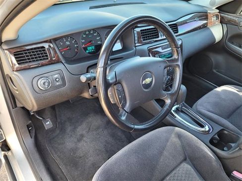 Used 2014 Chevrolet Impala Limited LS image 15