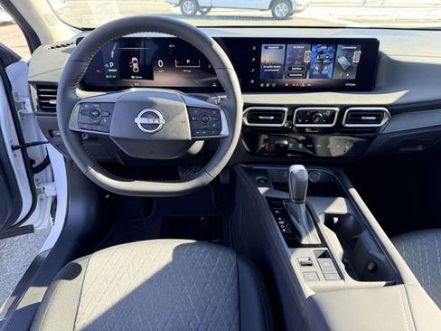 New 2026 Nissan Sentra SV w/ SV Convenience Package FWD image 18