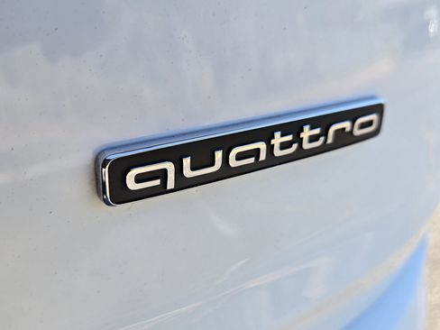 Used 2022 Audi Q7 2.0T Premium Plus AWD/4WD image 35