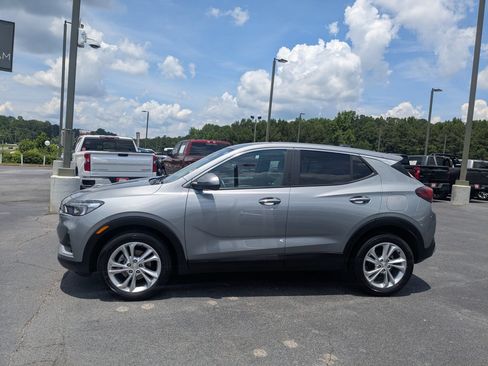 Used 2023 Buick Encore GX Preferred w/ Cold Weather Comfort Package FWD image 8