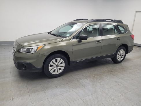 Used 2017 Subaru Outback 2.5i image 2