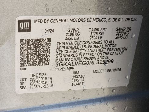 Used 2024 GMC Terrain SLT w/ Tech Package image 40