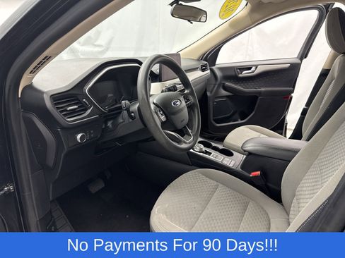 Used 2020 Ford Escape SE image 10