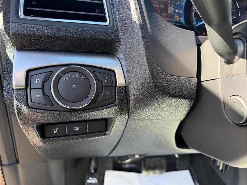 Used 2018 Ford Explorer Sport w/ Equipment Group 401A AWD/4WD image 23