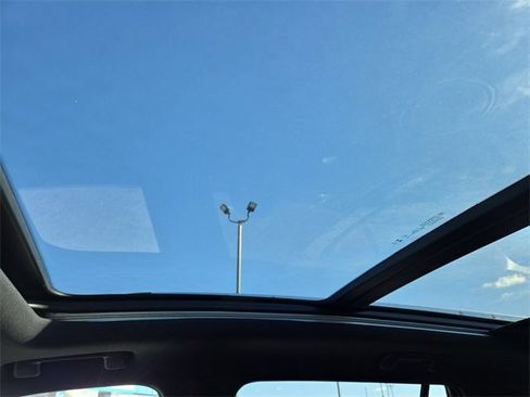 New 2026 Chevrolet Equinox LT w/ Convenience Package II image 25