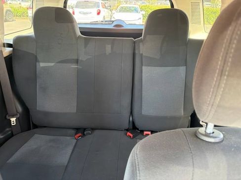 Used 2017 Jeep Patriot Sport FWD image 16