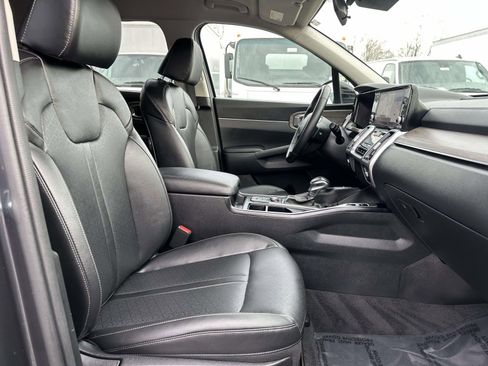 Used 2022 Kia Sorento S image 26