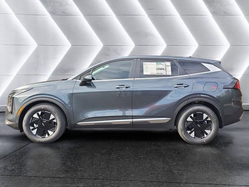 New 2026 Kia Sportage LX FWD image 2