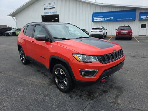 Used 2018 Jeep Compass Trailhawk w/ Leather Interior Group AWD/4WD image 7