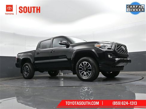 Used 2023 Toyota Tacoma TRD Sport image 34