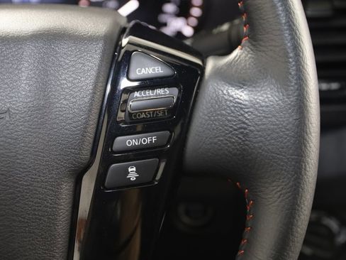 Used 2024 Nissan Frontier PRO-4X w/ Technology Package image 34