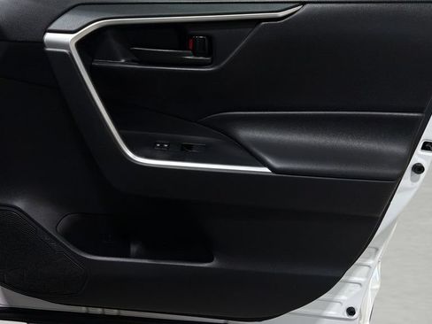Used 2020 Toyota RAV4 LE w/ All Weather Liner Package AWD/4WD image 9