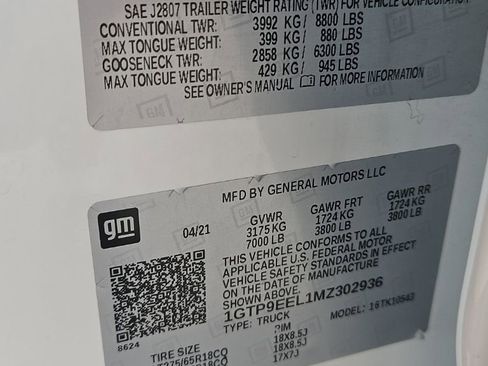 Used 2021 GMC Sierra 1500 AT4 w/ AT4 Value Package AWD/4WD image 25