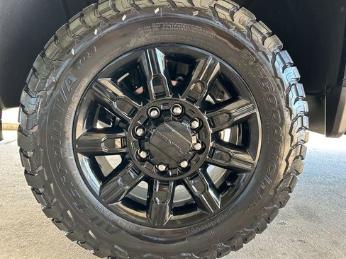 Used 2026 GMC Sierra 2500 Denali Ultimate AWD/4WD image 31