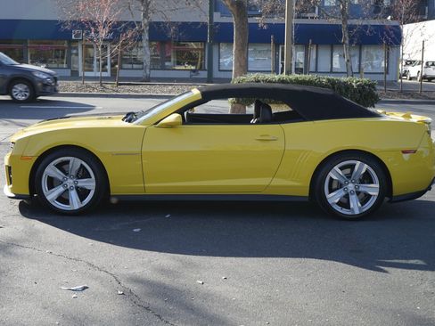 Used 2013 Chevrolet Camaro ZL1 RWD image 26