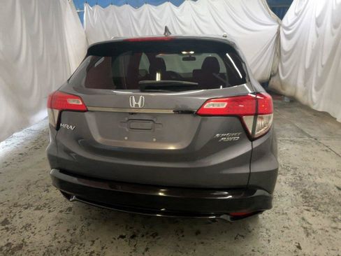 Used 2021 Honda HR-V Sport image 8