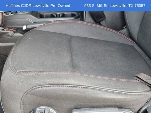 Used 2021 Jeep Wrangler Unlimited Rubicon AWD/4WD image 34