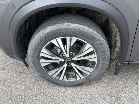 Used 2022 Nissan Rogue SV AWD/4WD image 19