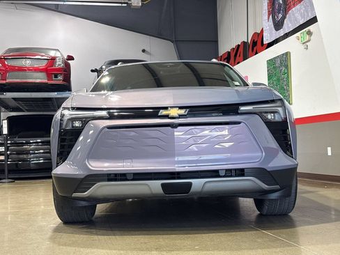 Used 2024 Chevrolet Blazer EV LT AWD/4WD image 40
