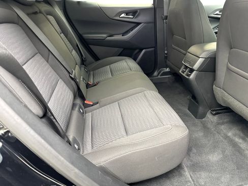 Used 2025 Chevrolet Equinox LT FWD image 39