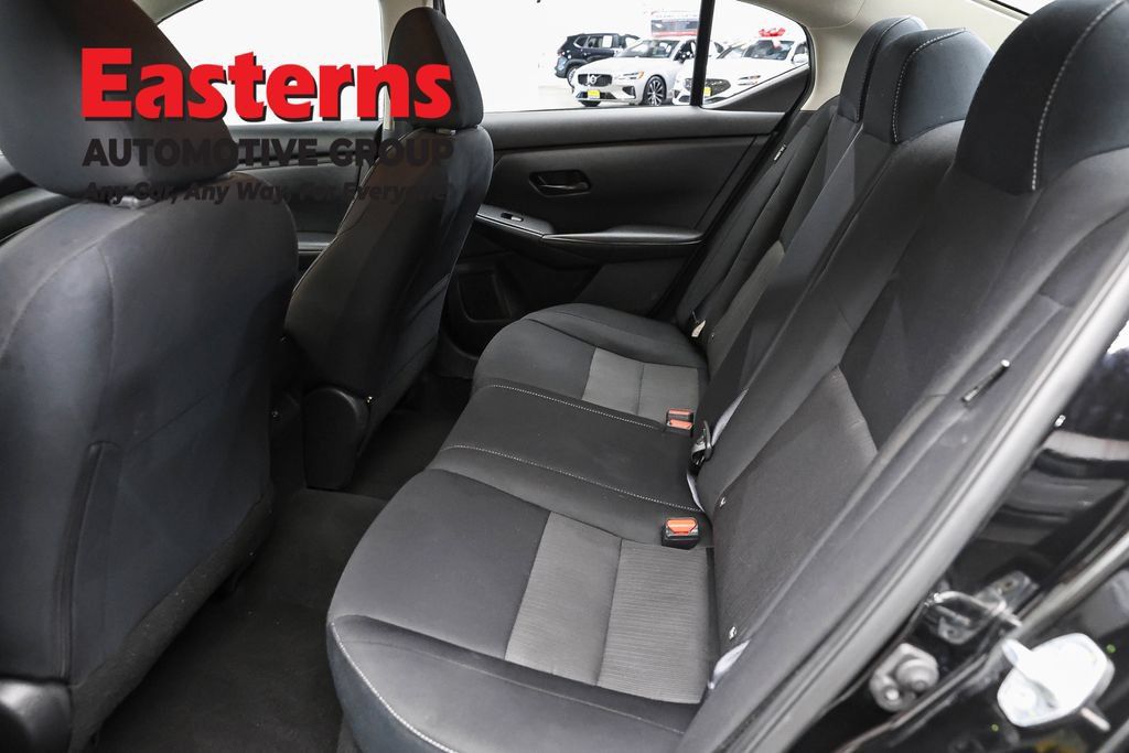 Used 2024 Nissan Sentra SV FWD image 21