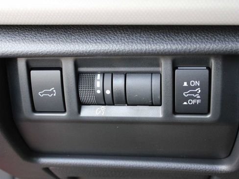 New 2025 Subaru Forester Premium image 25