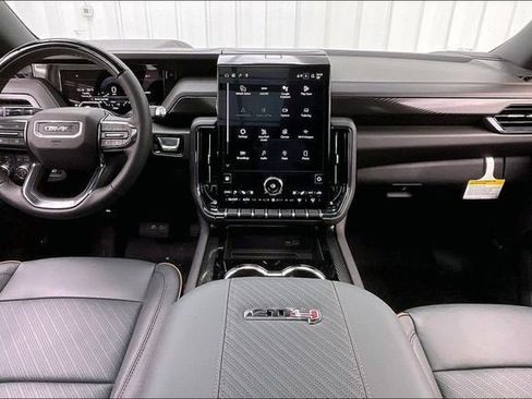 New 2026 GMC Yukon XL AT4 w/ AT4 Premium Plus Package image 6