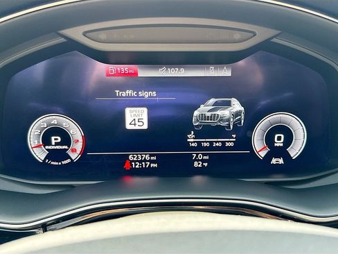 Used 2020 Audi Q8 Premium Plus AWD/4WD image 13