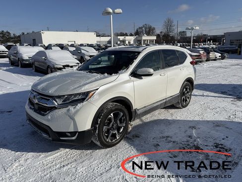 Used 2018 Honda CR-V Touring image 1