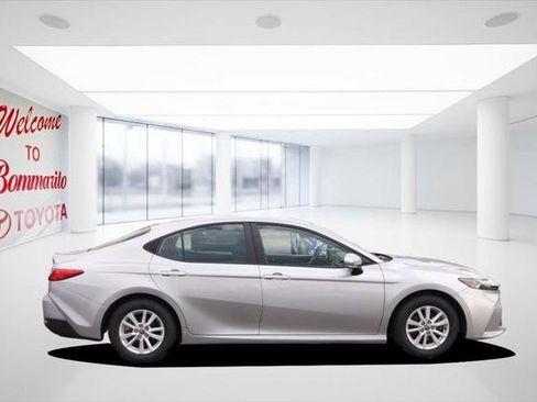 Certified 2025 Toyota Camry LE image 5