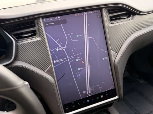 Used 2020 Tesla Model S Long Range AWD/4WD image 45