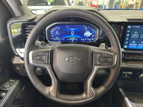 Used 2023 Chevrolet Silverado 1500 RST w/ Convenience Package II AWD/4WD image 23