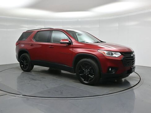 Used 2020 Chevrolet Traverse LT image 23
