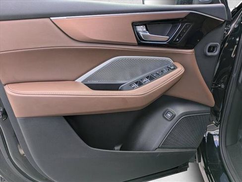 Used 2023 Acura MDX FWD w/ Technology Package image 18