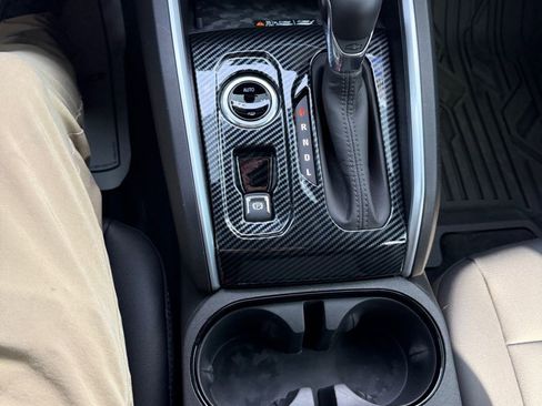 Used 2024 Chevrolet Colorado LT w/ LT Convenience Package III image 23