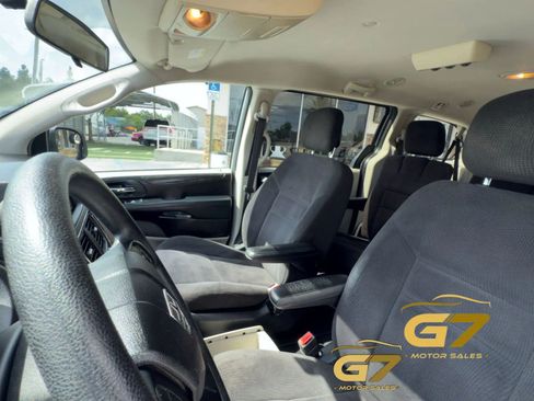Used 2014 Dodge Grand Caravan SE w/ Quick Order Package 29E SE FWD image 10