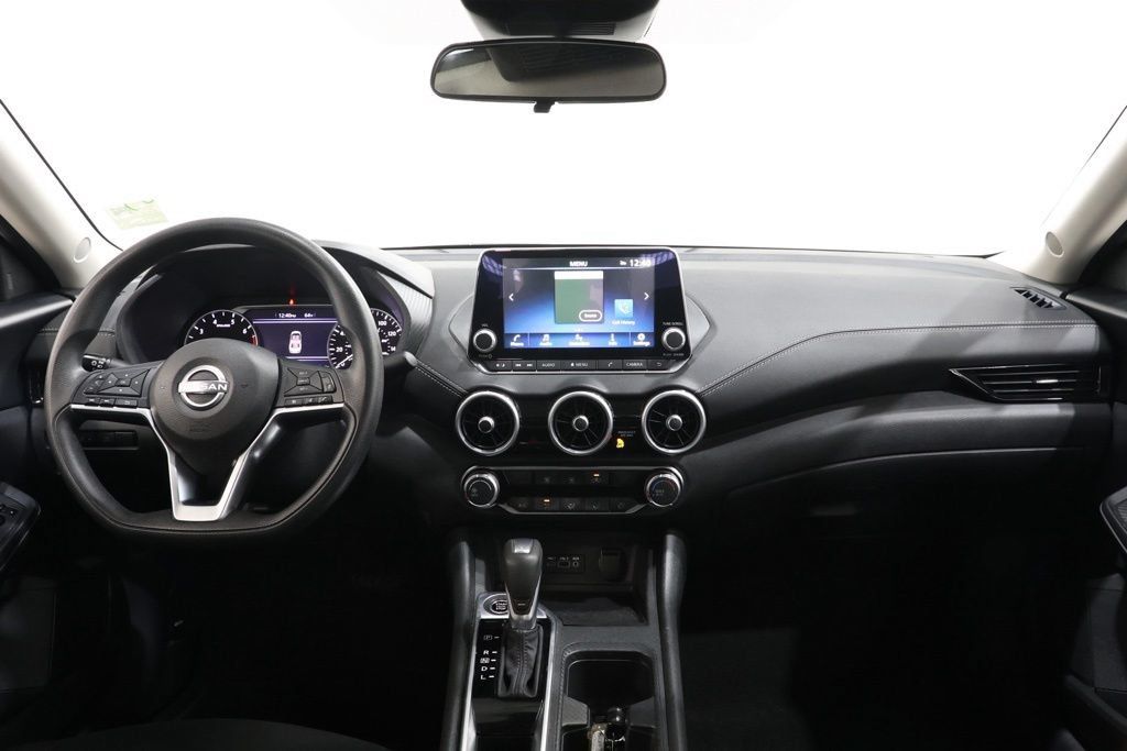 Used 2025 Nissan Sentra SV FWD image 12