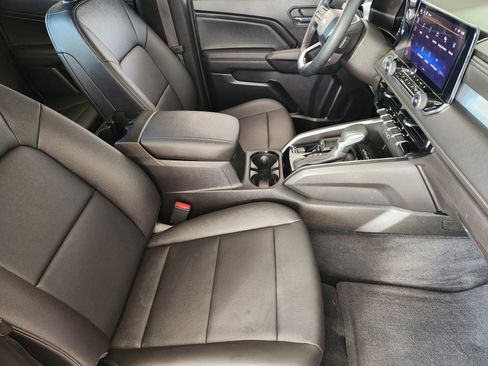 Used 2023 Chevrolet Colorado LT w/ LT Convenience Package III image 14