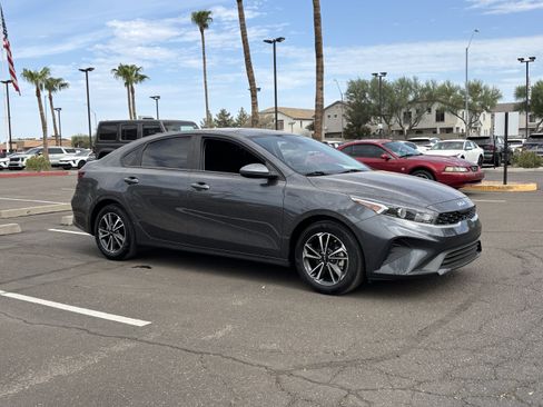 Certified 2023 Kia Forte LXS FWD image 31