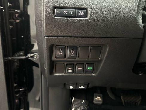 Certified 2022 Nissan Rogue Sport S AWD/4WD image 27