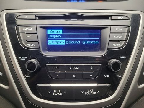 Used 2016 Hyundai Elantra SE FWD image 25