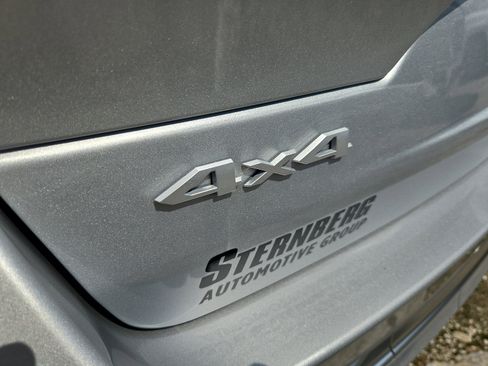 New 2024 Jeep Grand Cherokee Summit image 4