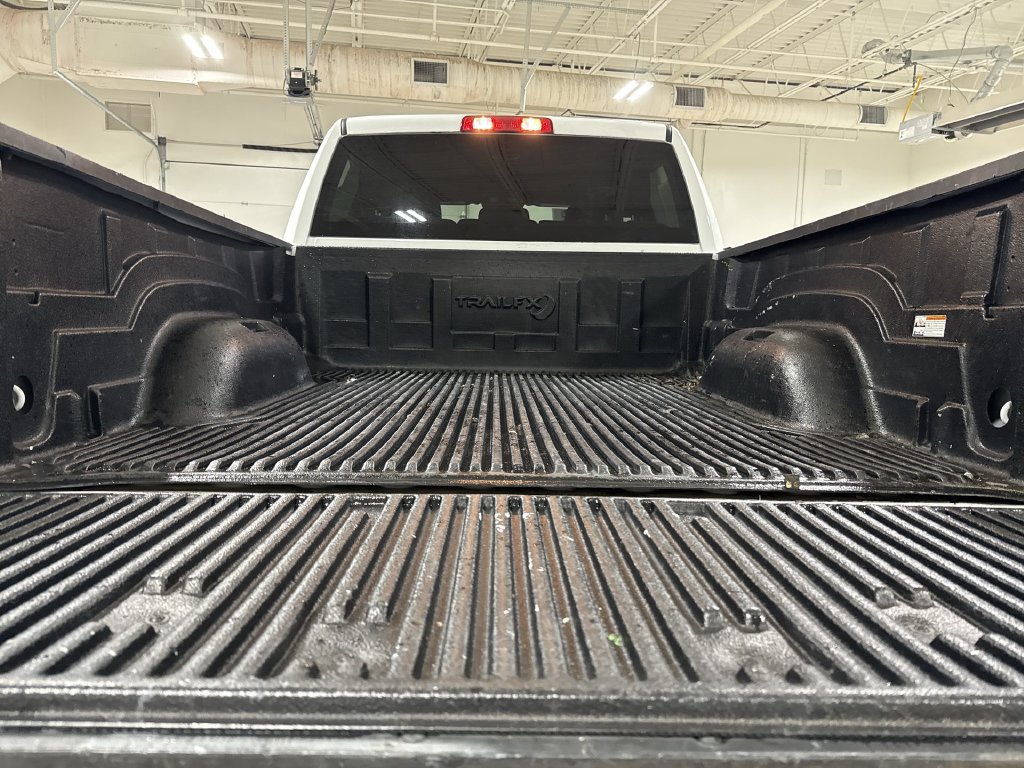 Used 2024 RAM 2500 Big Horn AWD/4WD image 23
