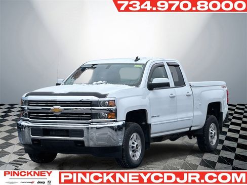 Used 2018 Chevrolet Silverado 2500 LT image 1