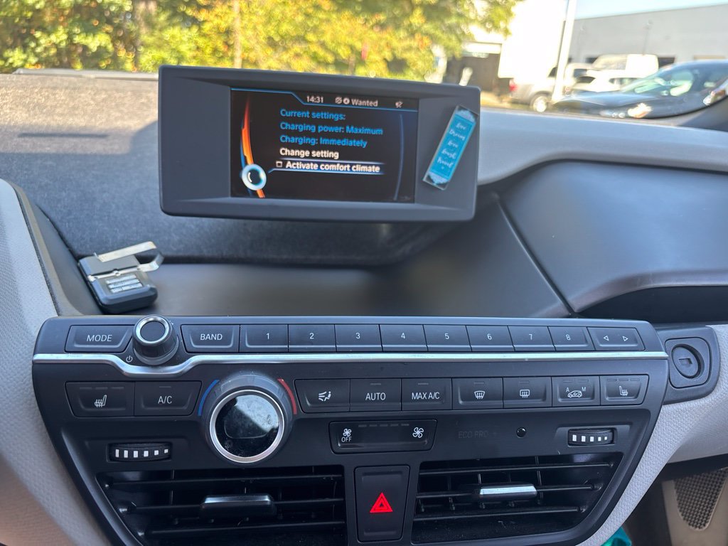 Used 2015 BMW i3 w/ Range Extender RWD image 19