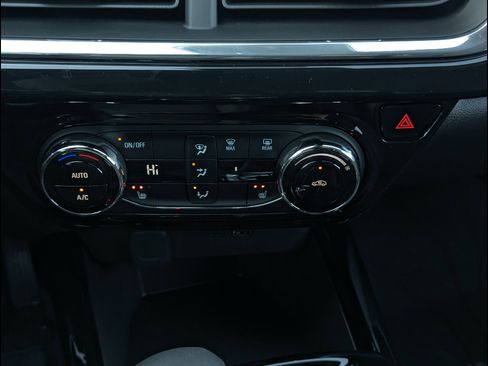 New 2026 Chevrolet Trax RS w/ Driver Confidence Package image 24